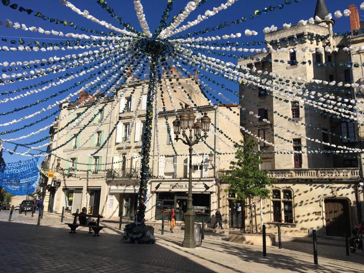 Ferienwohnung Corps Et Graphi Périgueux Exterior foto